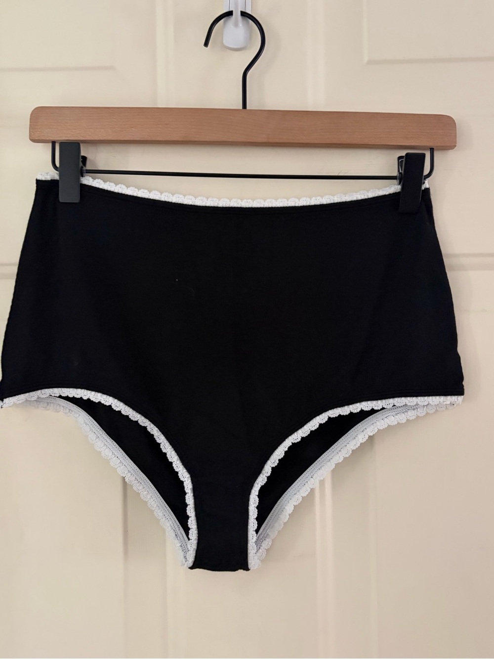 Anthropologie Black High-Waist Lace-Trim Panty Size M NWT